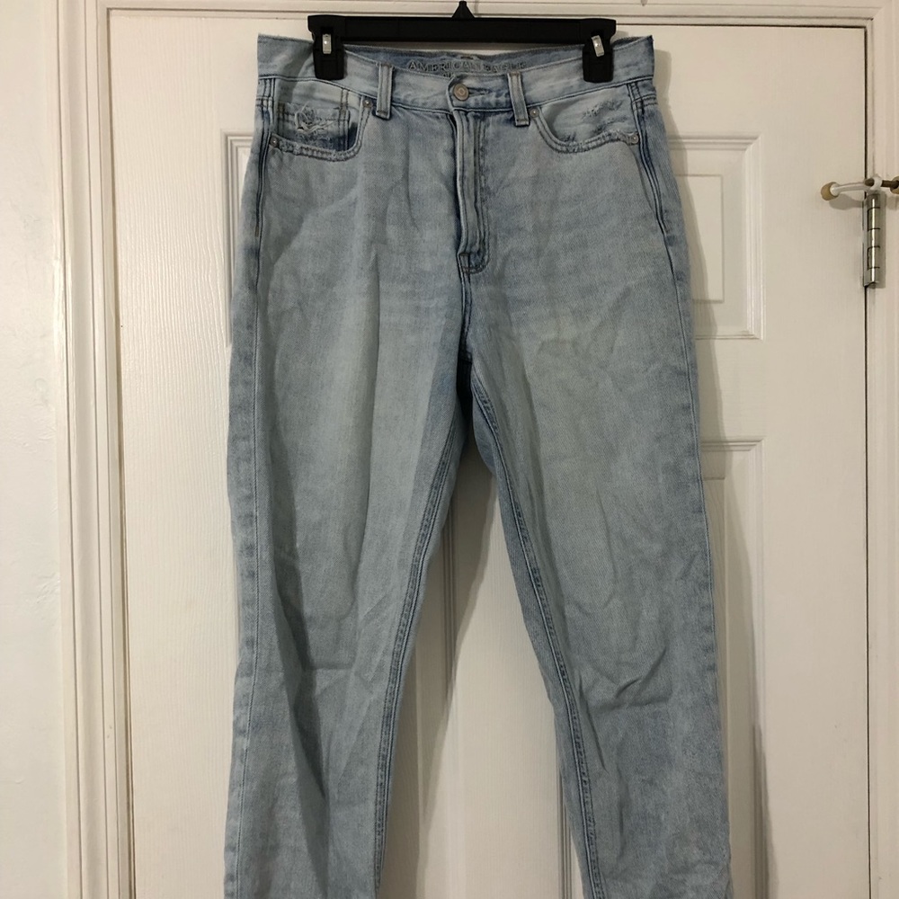 American Eagle Mom jeans